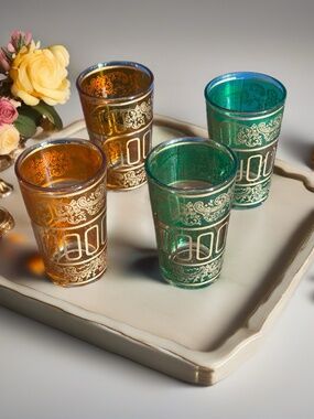 Vintage Mid-Century Gold Filigree Shot Glasses - Set of 4 (Amber & Green)
